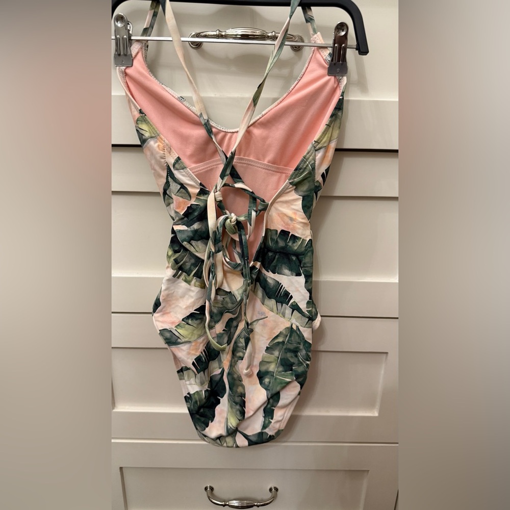 ANTONIO MELANI for Dillards Pink & Green Tropical One-Piece Swimsuit Tie-Back - Picture 4 of 9